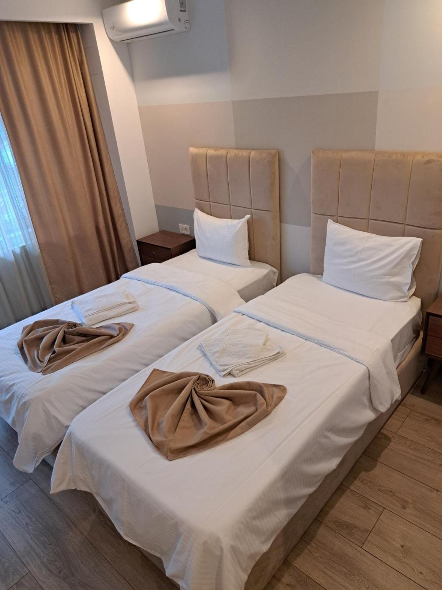 Hotel Artemis Băile Herculane Zewnętrze zdjęcie
