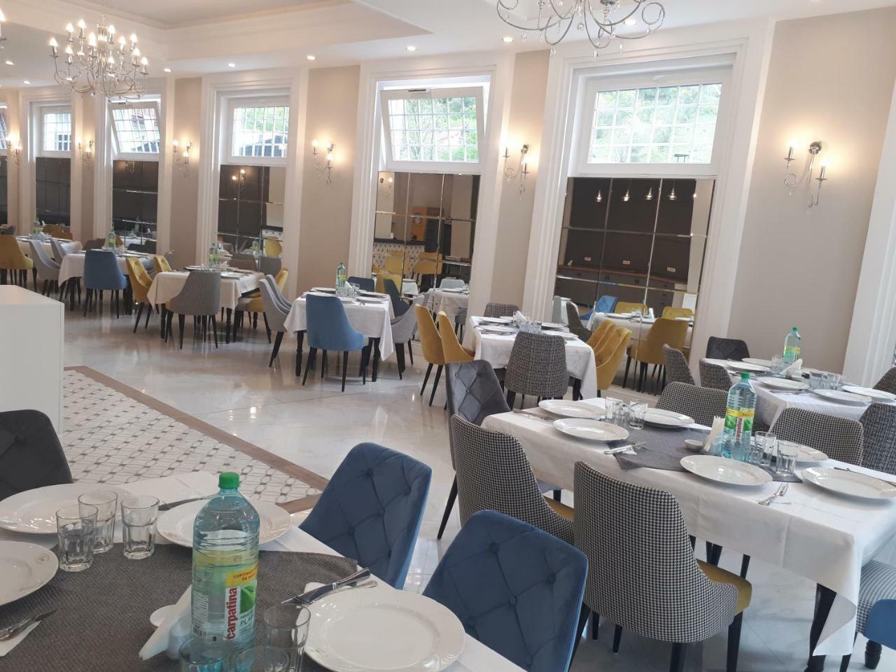 Hotel Artemis Băile Herculane Zewnętrze zdjęcie